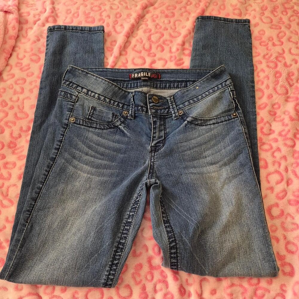 Fragile Women's Blue and Navy Jeans